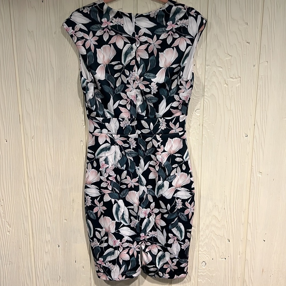 Alexia Admor Dress, Size M - Picture 6 of 11
